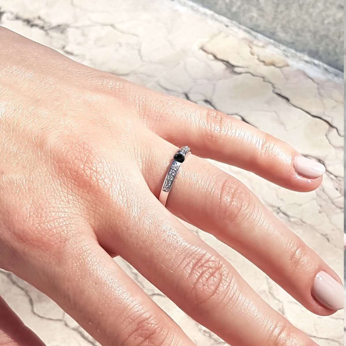Ring Nylon Staubkamm – Schwarz, Für Die Gründliche Reinigung